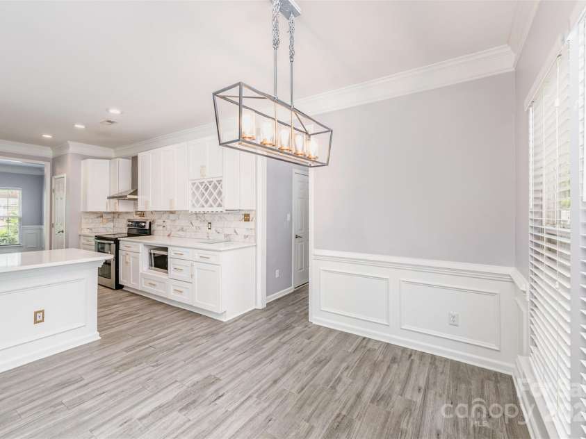618 Circle Trace Road, Monroe, NC 28110.  MLS# CAR4245604, YatesRealty ID 15842. Dining Area