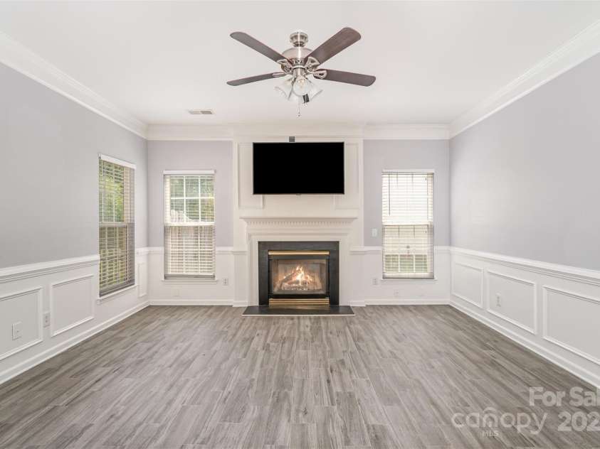 618 Circle Trace Road, Monroe, NC 28110.  MLS# CAR4245604, YatesRealty ID 15842. Living Room