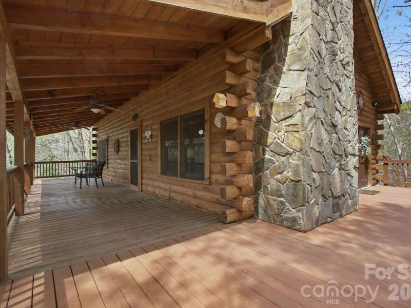 3455 Valley Drive, Lenoir, NC 28645.  MLS# CAR4364828, YatesRealty ID 15843. 