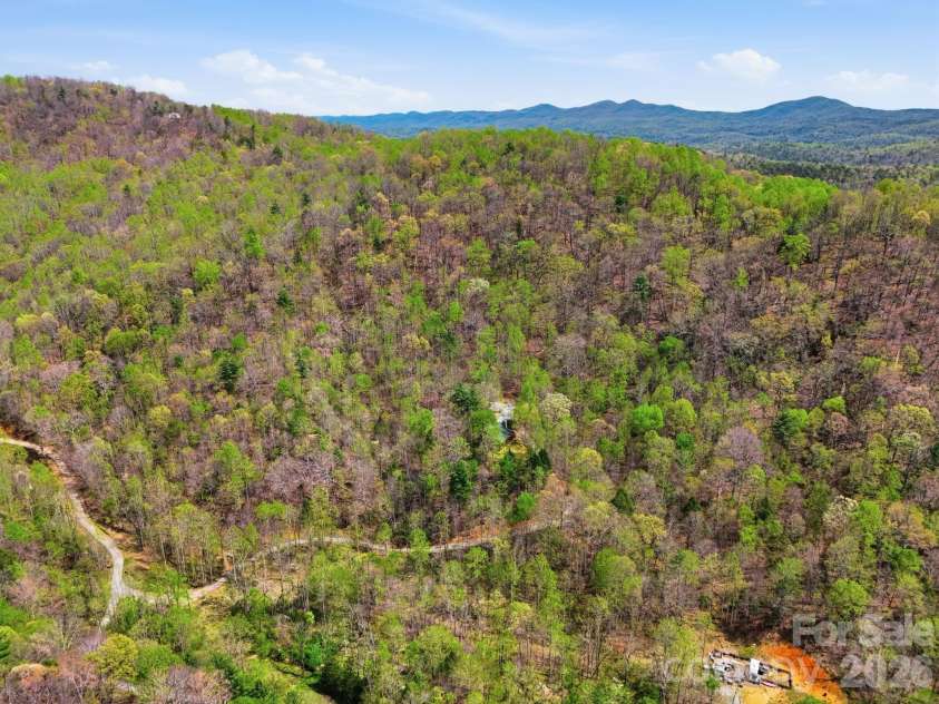 3455 Valley Drive, Lenoir, NC 28645.  MLS# CAR4364828, YatesRealty ID 15843. 