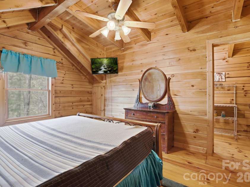 3455 Valley Drive, Lenoir, NC 28645.  MLS# CAR4364828, YatesRealty ID 15843. 
