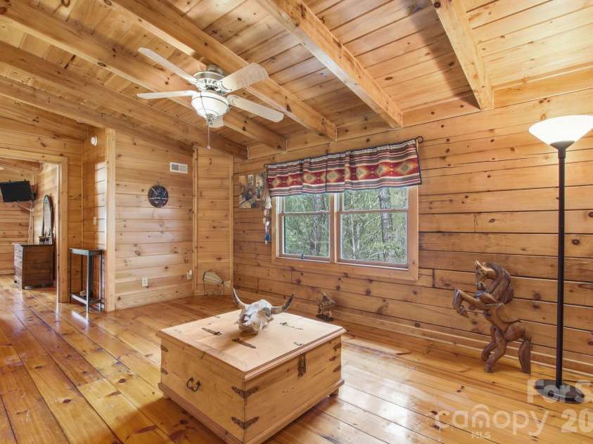 3455 Valley Drive, Lenoir, NC 28645.  MLS# CAR4364828, YatesRealty ID 15843. 