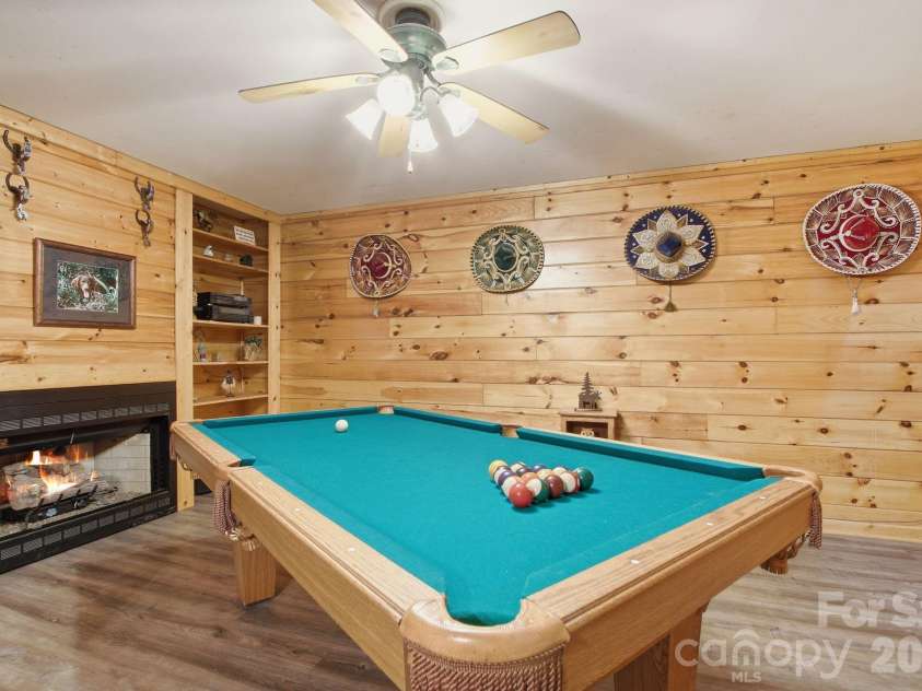 3455 Valley Drive, Lenoir, NC 28645.  MLS# CAR4364828, YatesRealty ID 15843. 