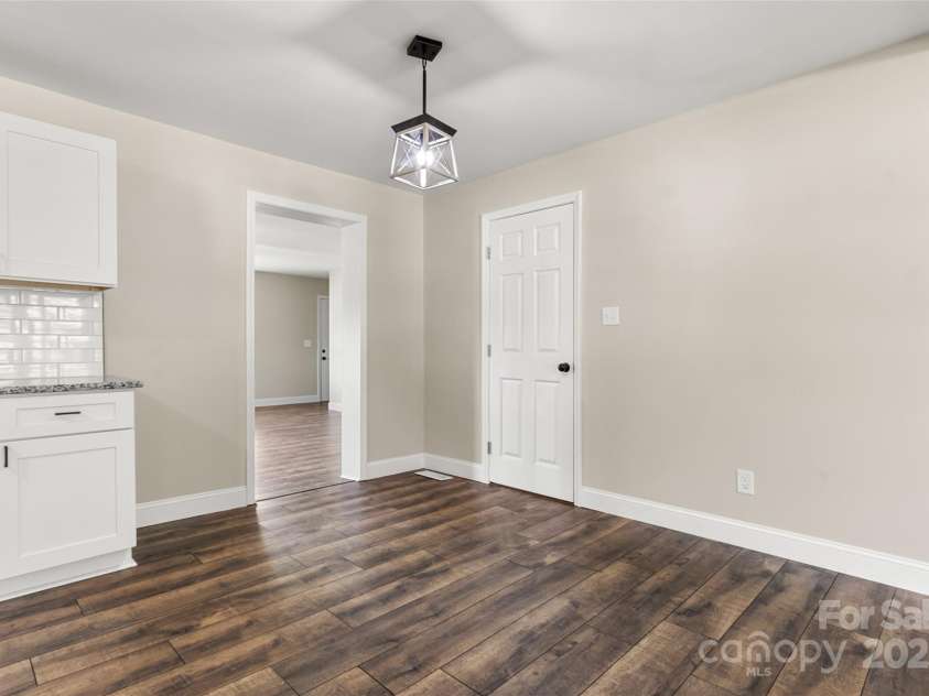 2525 Oxford Circle, Lancaster, SC 29720.  MLS# CAR4287718, YatesRealty ID 15844. 