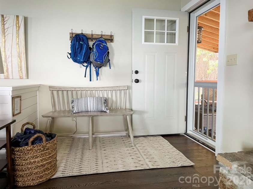 536 Lands End Lane, Maggie Valley, NC 28751.  MLS# CAR4364616, YatesRealty ID 15845. 