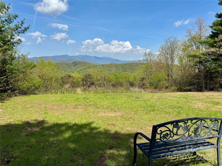 180 Dalton Lane, Black Mountain, NC 28711.  MLS# CAR4245129, YatesRealty ID 15847. Walk up to the end of High Vistas Road and enjoy the amazing long distance views