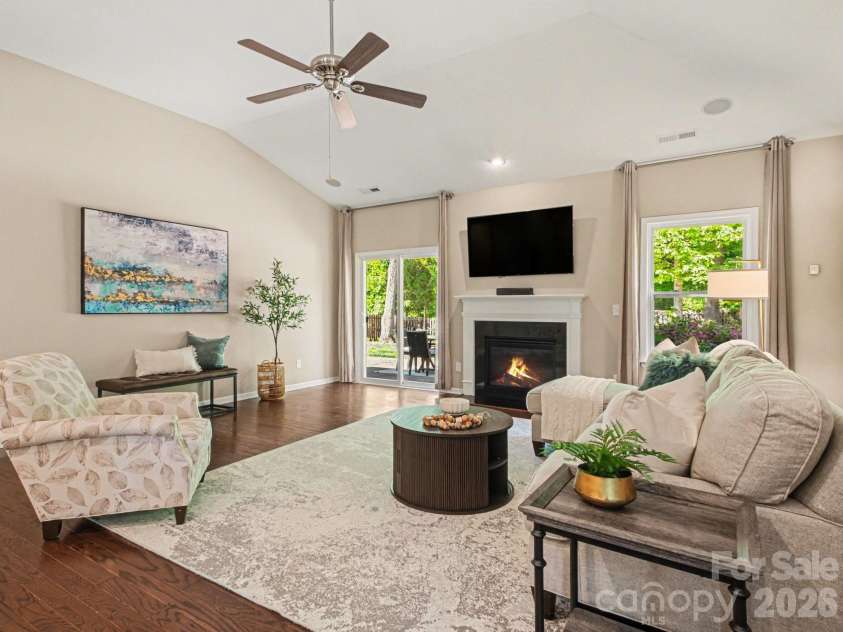 3812 Martele Drive, Mint Hill, NC 28227.  MLS# CAR4368038, YatesRealty ID 15847. 