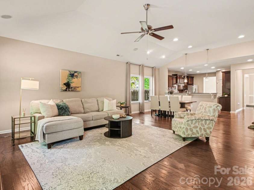 3812 Martele Drive, Mint Hill, NC 28227.  MLS# CAR4368038, YatesRealty ID 15847. 