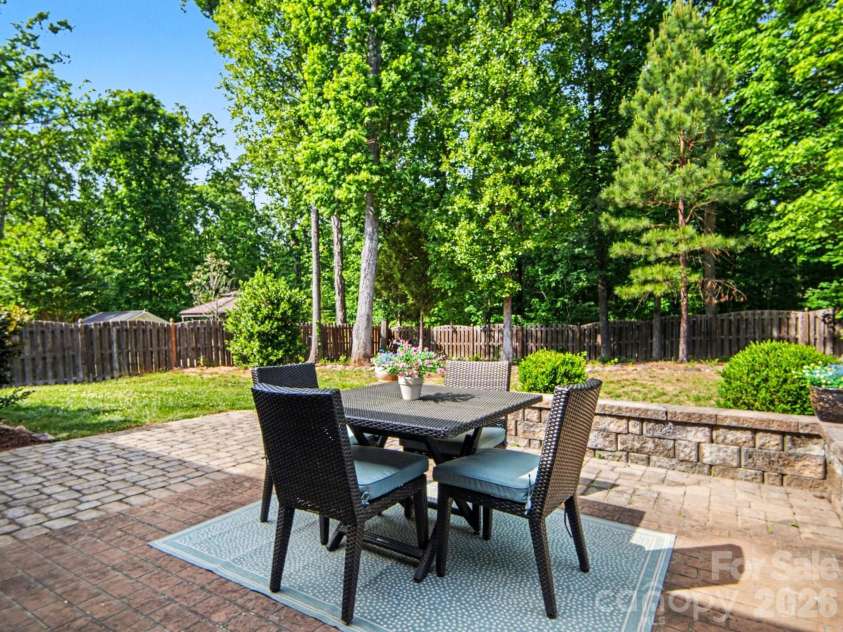 3812 Martele Drive, Mint Hill, NC 28227.  MLS# CAR4368038, YatesRealty ID 15847. 