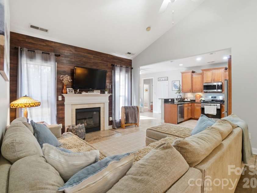 503 Walden Park Drive, Fort Mill, SC 29715.  MLS# CAR4350756, YatesRealty ID 15848. 