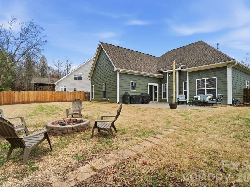 503 Walden Park Drive, Fort Mill, SC 29715.  MLS# CAR4350756, YatesRealty ID 15848. 