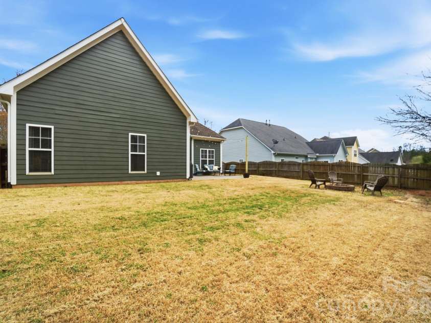 503 Walden Park Drive, Fort Mill, SC 29715.  MLS# CAR4350756, YatesRealty ID 15848. 