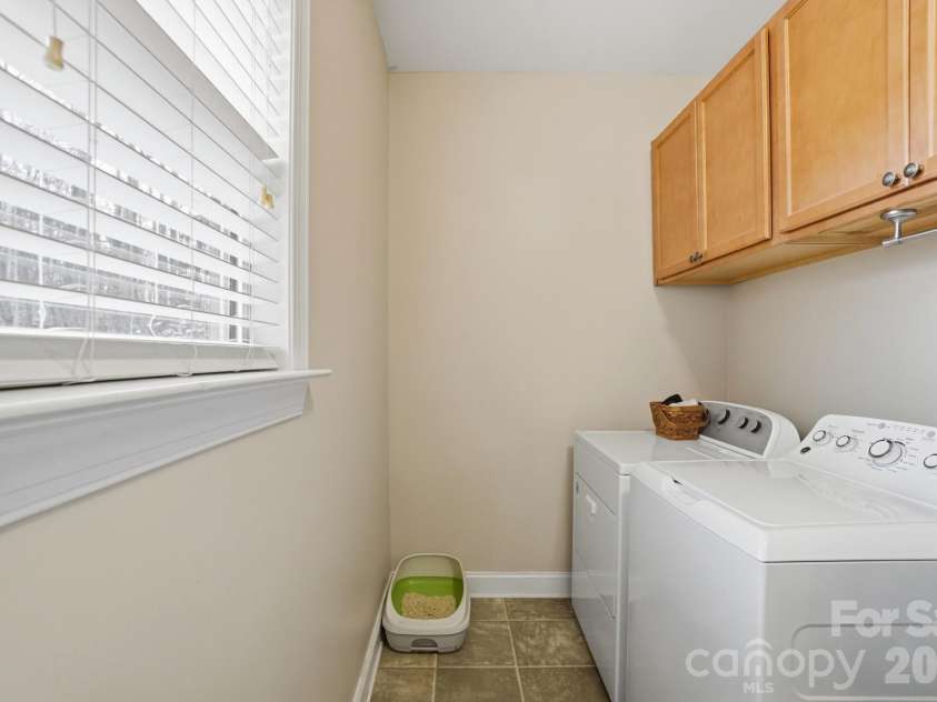 503 Walden Park Drive, Fort Mill, SC 29715.  MLS# CAR4350756, YatesRealty ID 15848. Laundry Room