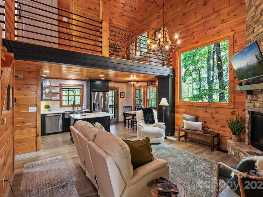 228 Woodby Ridge Road, Vilas, NC 28692.  MLS# CAR4278648, YatesRealty ID 15849. 