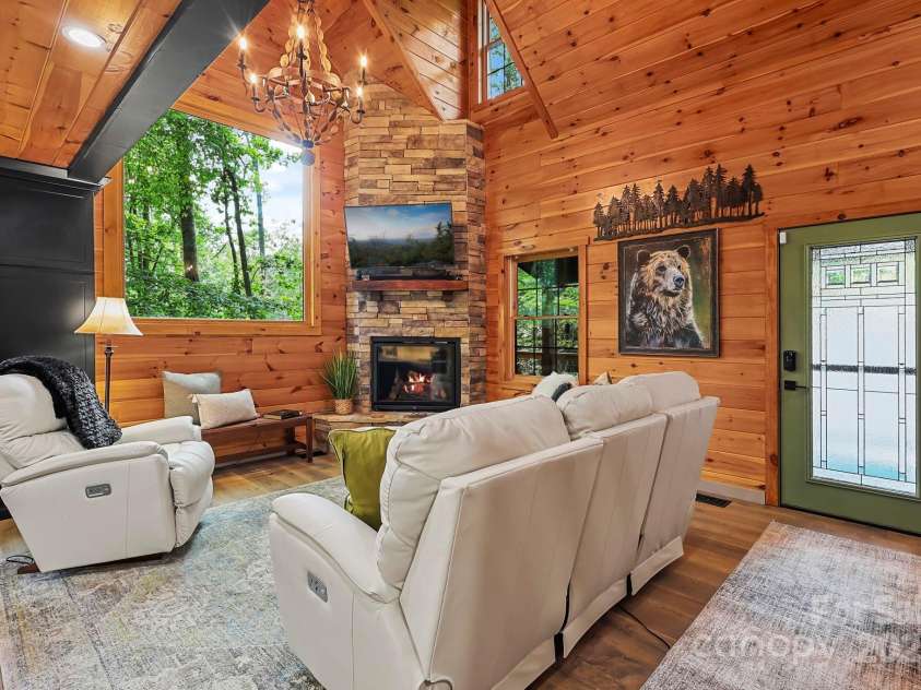228 Woodby Ridge Road, Vilas, NC 28692.  MLS# CAR4278648, YatesRealty ID 15849. 