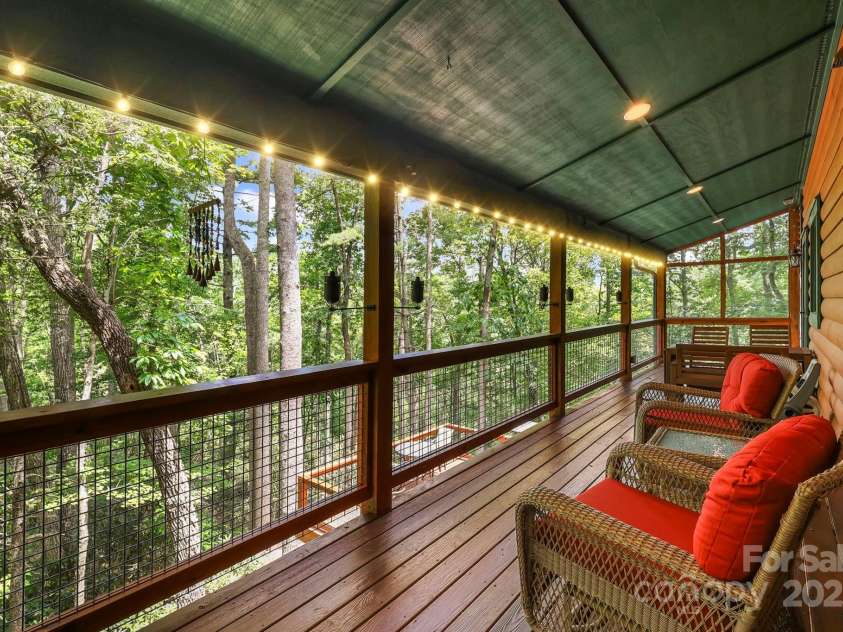 228 Woodby Ridge Road, Vilas, NC 28692.  MLS# CAR4278648, YatesRealty ID 15849. 