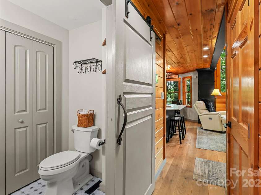 228 Woodby Ridge Road, Vilas, NC 28692.  MLS# CAR4278648, YatesRealty ID 15849. 