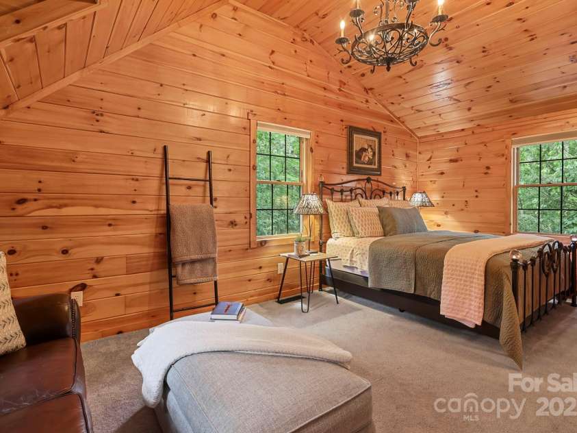 228 Woodby Ridge Road, Vilas, NC 28692.  MLS# CAR4278648, YatesRealty ID 15849. 