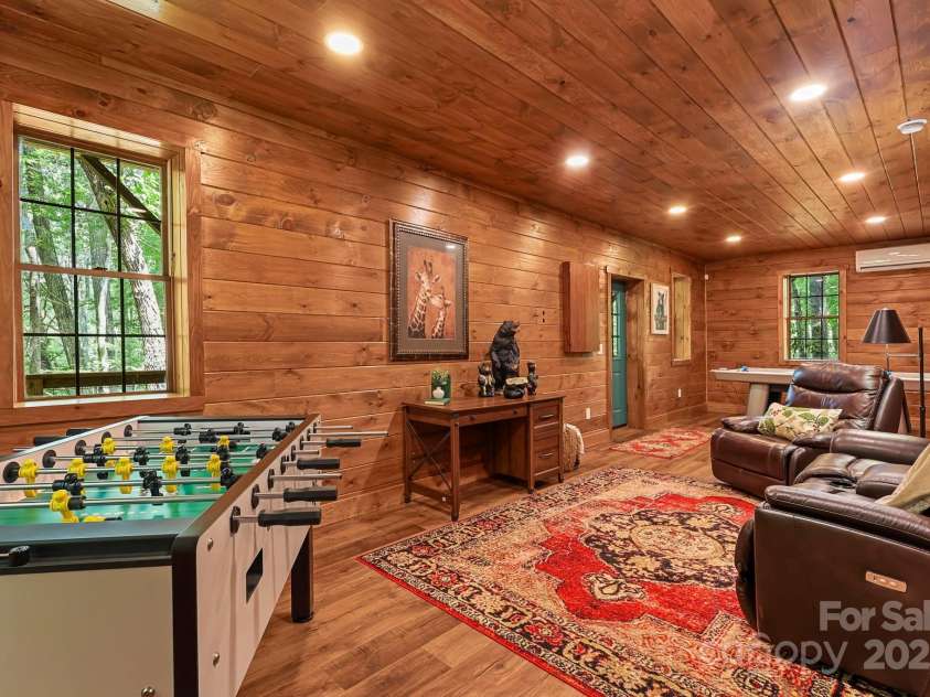 228 Woodby Ridge Road, Vilas, NC 28692.  MLS# CAR4278648, YatesRealty ID 15849. 