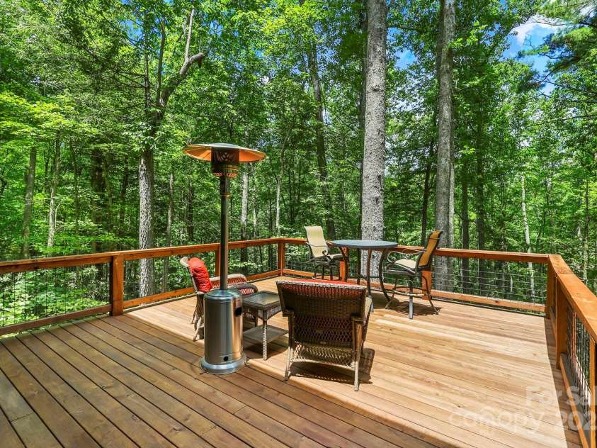 228 Woodby Ridge Road, Vilas, NC 28692.  MLS# CAR4278648, YatesRealty ID 15849. 