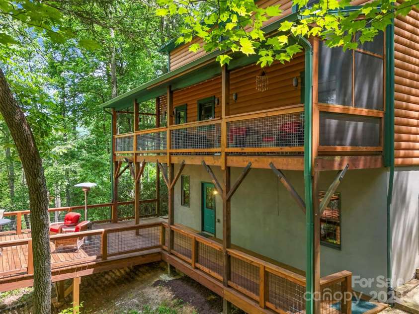 228 Woodby Ridge Road, Vilas, NC 28692.  MLS# CAR4278648, YatesRealty ID 15849. 