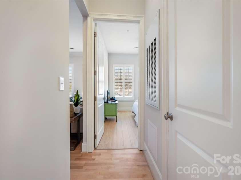 2952 Selwyn Avenue, Charlotte, NC 28209.  MLS# CAR4336844, YatesRealty ID 1585. 