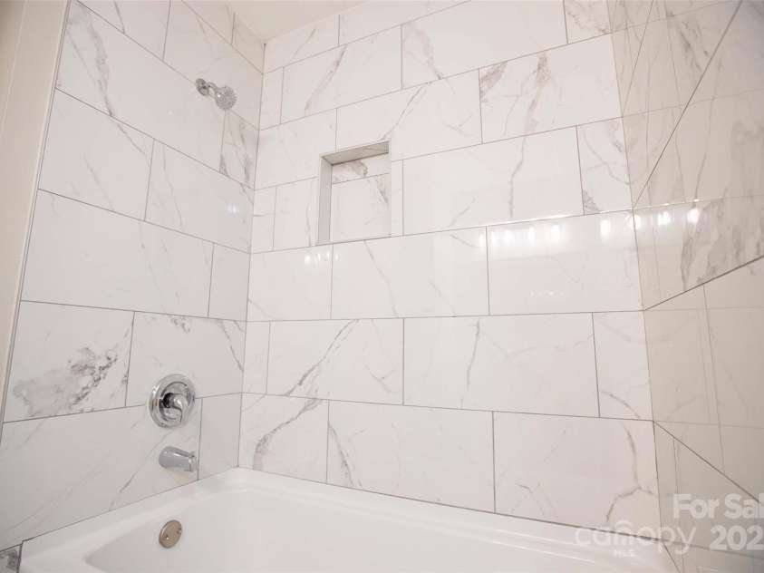 4901 Greenwood Drive, Gastonia, NC 28052.  MLS# CAR4191677, YatesRealty ID 1585. 
