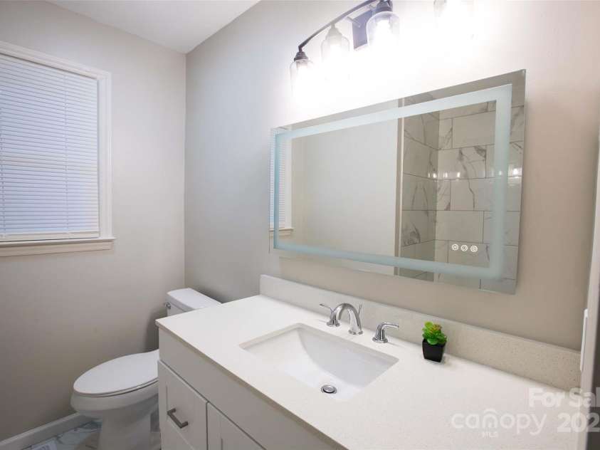 4901 Greenwood Drive, Gastonia, NC 28052.  MLS# CAR4191677, YatesRealty ID 1585. 