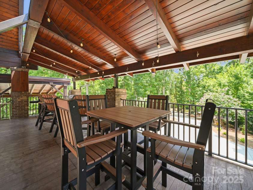 6153 Barclay Lane, Clover, SC 29710.  MLS# CAR4287207, YatesRealty ID 1585. 