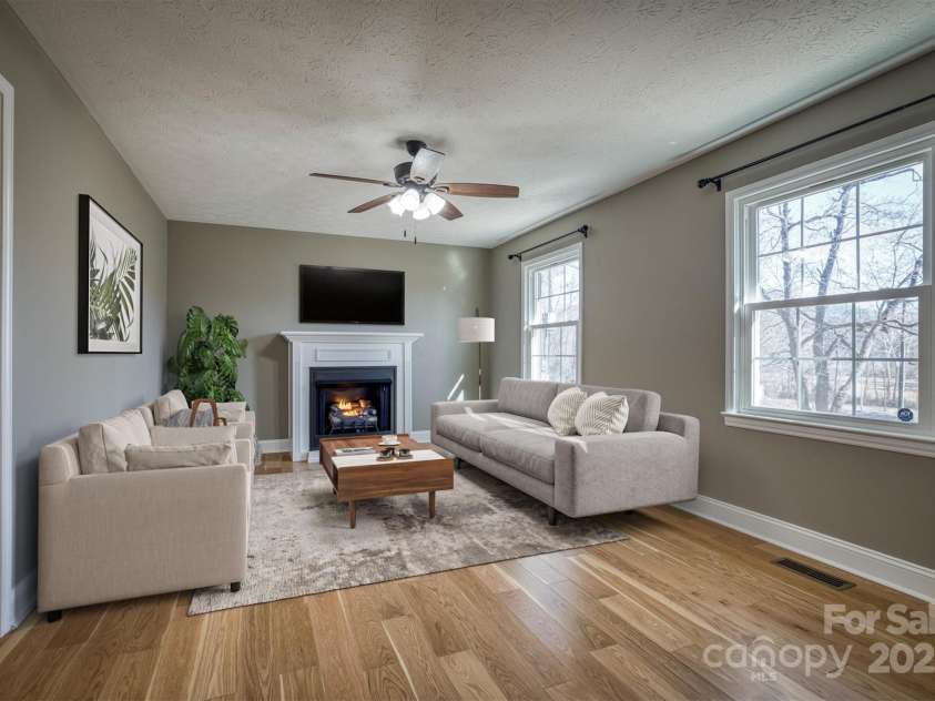 1505 Canterbury Place, Lenoir, NC 28645.  MLS# CAR4217177, YatesRealty ID 15850. Virtual staging