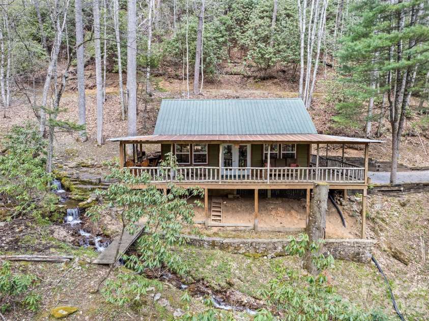 57 Grosbeak Trail, Sylva, NC 28779.  MLS# CAR4374185, YatesRealty ID 15850. 