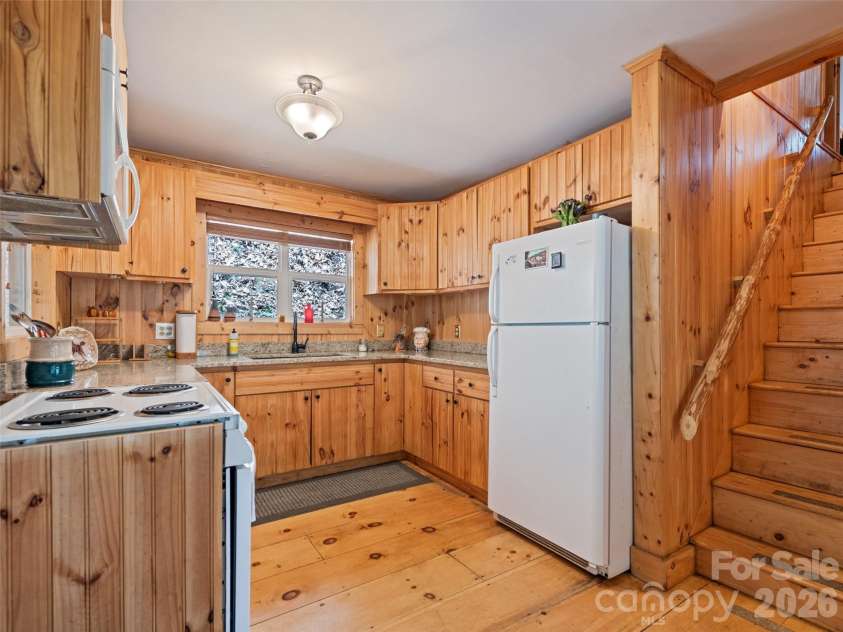57 Grosbeak Trail, Sylva, NC 28779.  MLS# CAR4374185, YatesRealty ID 15850. 