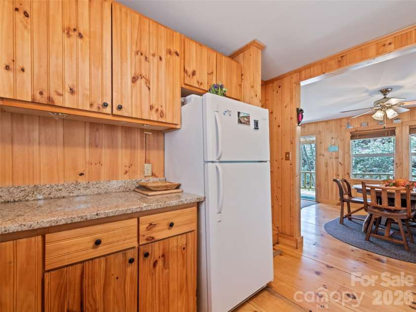 57 Grosbeak Trail, Sylva, NC 28779.  MLS# CAR4374185, YatesRealty ID 15850. 