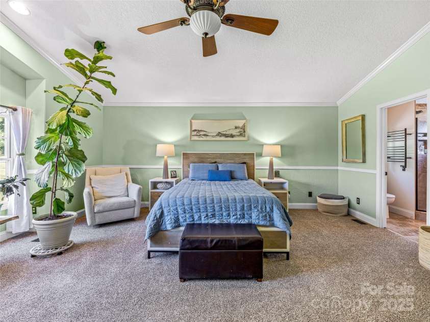 7 Forest Ridge Drive, Weaverville, NC 28787.  MLS# CAR4232195, YatesRealty ID 15851. 