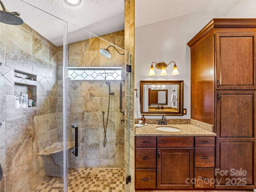 7 Forest Ridge Drive, Weaverville, NC 28787.  MLS# CAR4232195, YatesRealty ID 15851. 