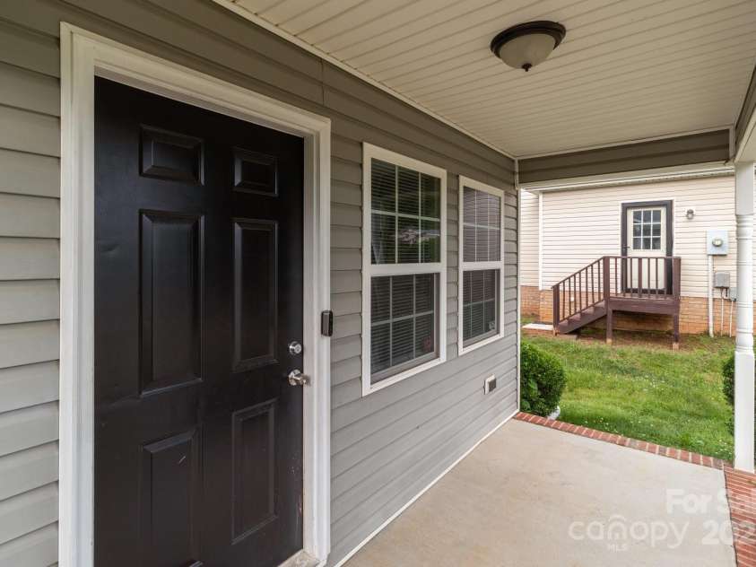 252 Sweet Bay Lane, Concord, NC 28027.  MLS# CAR4260998, YatesRealty ID 15852. 