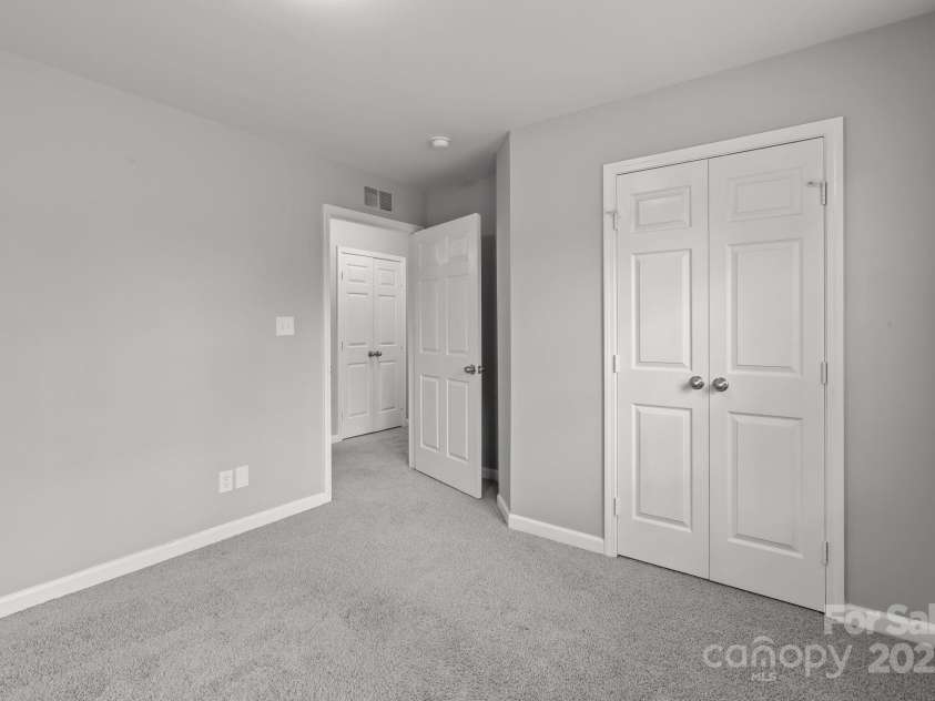 252 Sweet Bay Lane, Concord, NC 28027.  MLS# CAR4260998, YatesRealty ID 15852. 