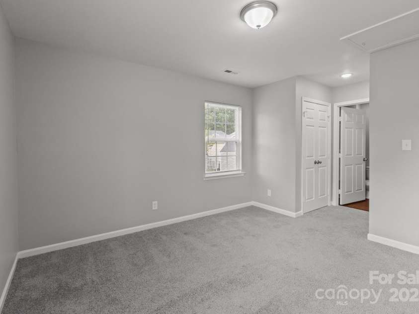 252 Sweet Bay Lane, Concord, NC 28027.  MLS# CAR4260998, YatesRealty ID 15852. 