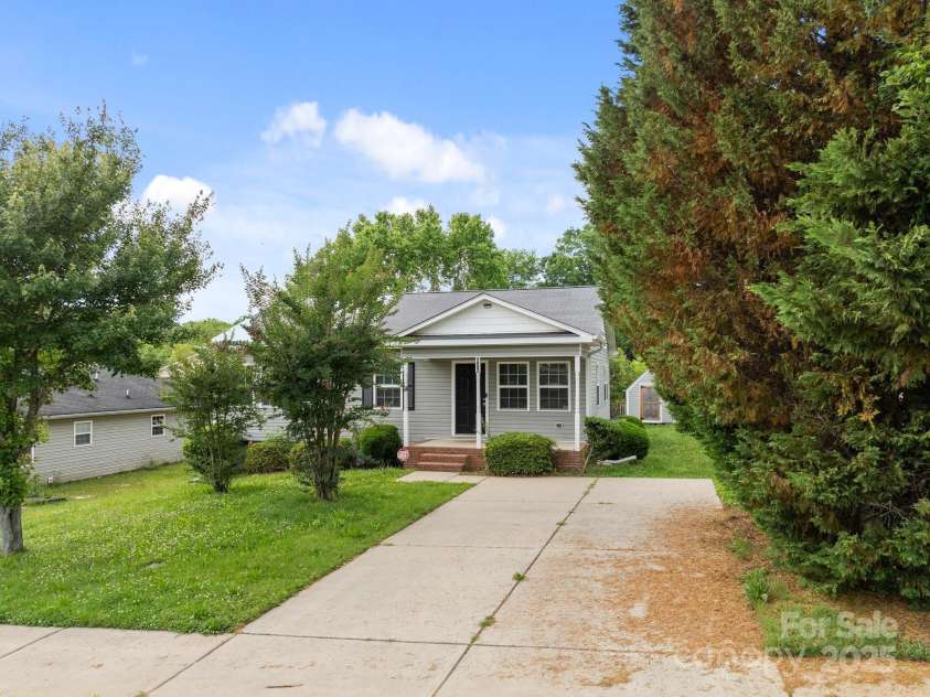 252 Sweet Bay Lane, Concord, NC 28027.  MLS# CAR4260998, YatesRealty ID 15852. 