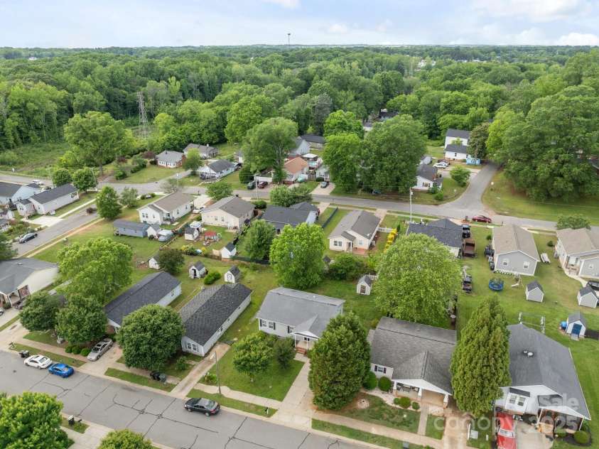 252 Sweet Bay Lane, Concord, NC 28027.  MLS# CAR4260998, YatesRealty ID 15852. 