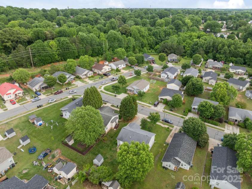 252 Sweet Bay Lane, Concord, NC 28027.  MLS# CAR4260998, YatesRealty ID 15852. 