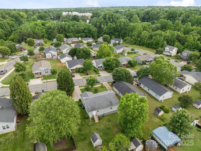 252 Sweet Bay Lane, Concord, NC 28027.  MLS# CAR4260998, YatesRealty ID 15852. 