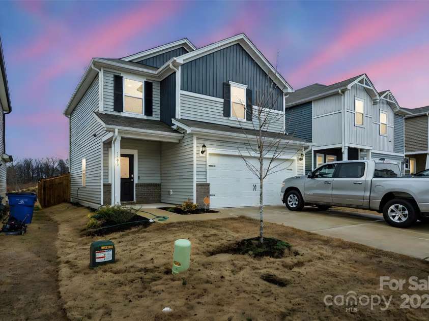 1108 Orchard Stream Drive, Haw River, NC 27258.  MLS# CAR4250041, YatesRealty ID 15854. 