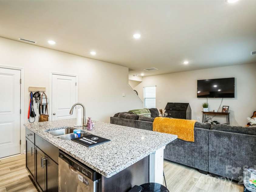 1108 Orchard Stream Drive, Haw River, NC 27258.  MLS# CAR4250041, YatesRealty ID 15854. 