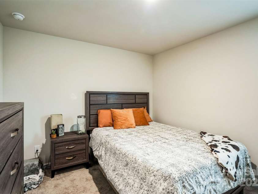 1108 Orchard Stream Drive, Haw River, NC 27258.  MLS# CAR4250041, YatesRealty ID 15854. 