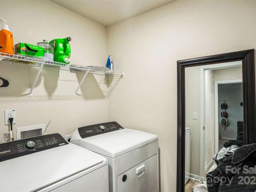 1108 Orchard Stream Drive, Haw River, NC 27258.  MLS# CAR4250041, YatesRealty ID 15854. 