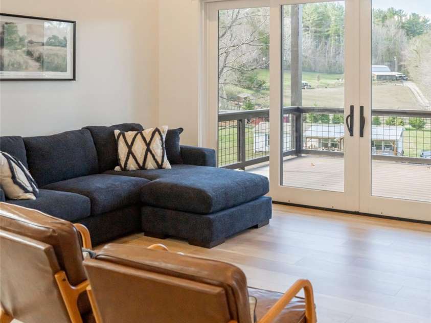 18 Cane Creek Lane, Fairview, NC 28730.  MLS# CAR4211460, YatesRealty ID 15857. 