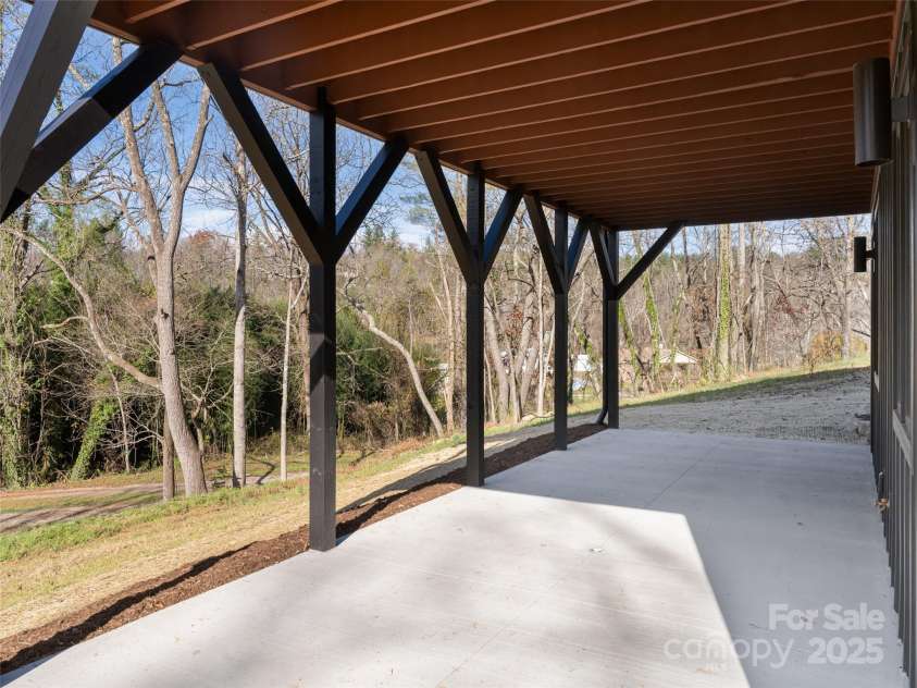 18 Cane Creek Lane, Fairview, NC 28730.  MLS# CAR4211460, YatesRealty ID 15857. 