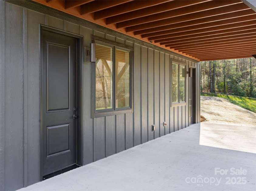 18 Cane Creek Lane, Fairview, NC 28730.  MLS# CAR4211460, YatesRealty ID 15857. 