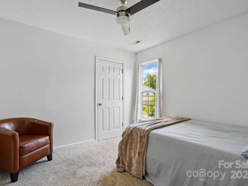 8833 Cavonnier Lane, Charlotte, NC 28216.  MLS# CAR4254092, YatesRealty ID 15858. Bedroom 3